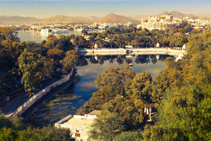 taxi for udaipur local sightseeing