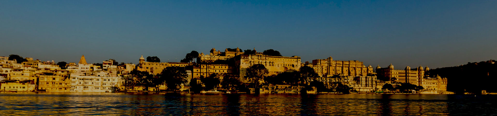 Udaipur Tours and Taxi
